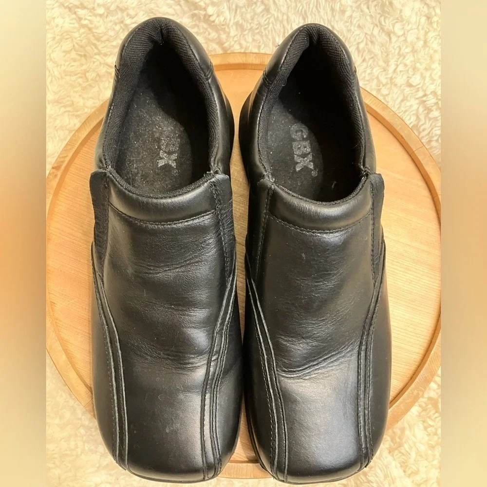 GBX Black Leather Loafers Slip on Size 10.5